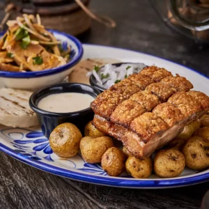 Tocino al cajón & ceviche de chorizo