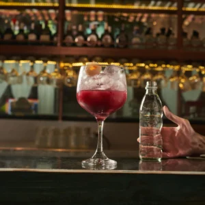 Frutos rojos y lychees